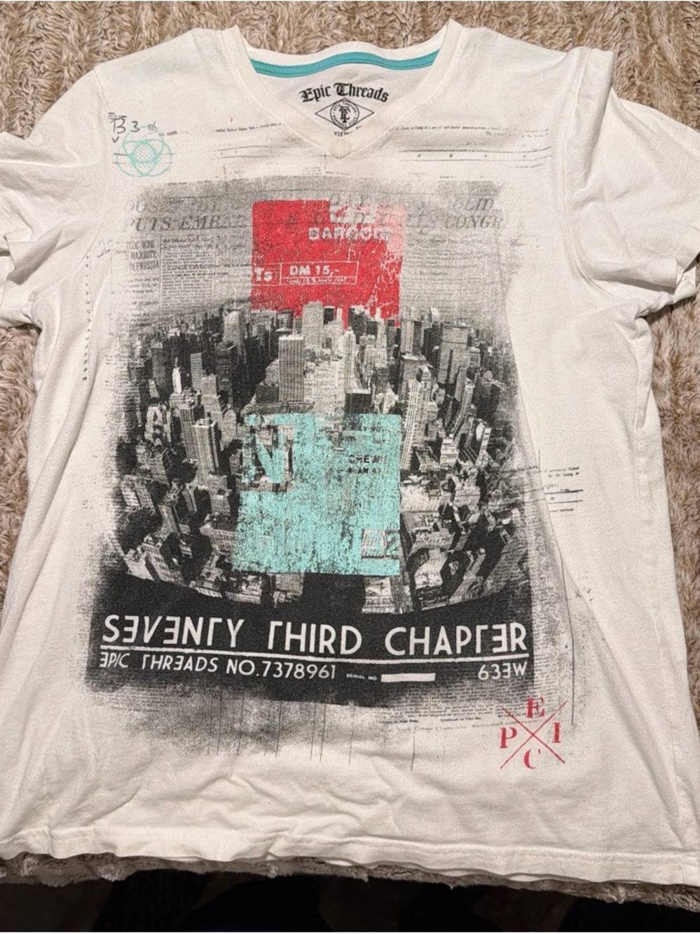 Epic Threads White Short Sleeve Graphic Tee with Red & Aqua Accents